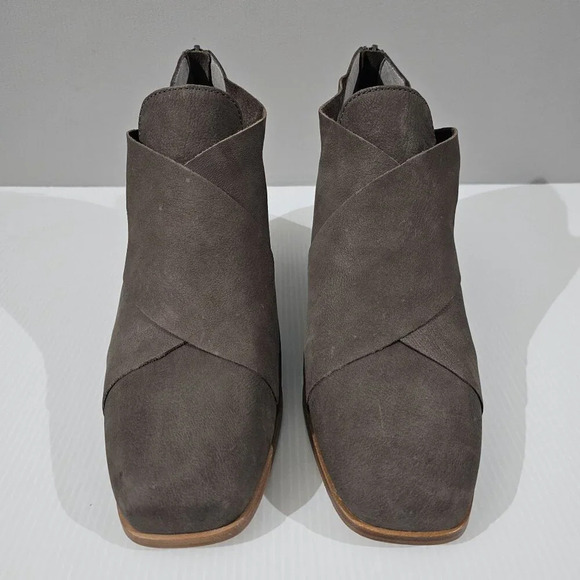 NEW Eileen Fisher Ember Low Ankle Bootie Women 10 Taupe Brown Leather Block Heel - Picture 4 of 13